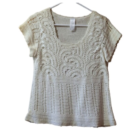 Vintage Avon White Lacey Crochet Short Sleeve Scoop Neck Top Small - Picture 1 of 9